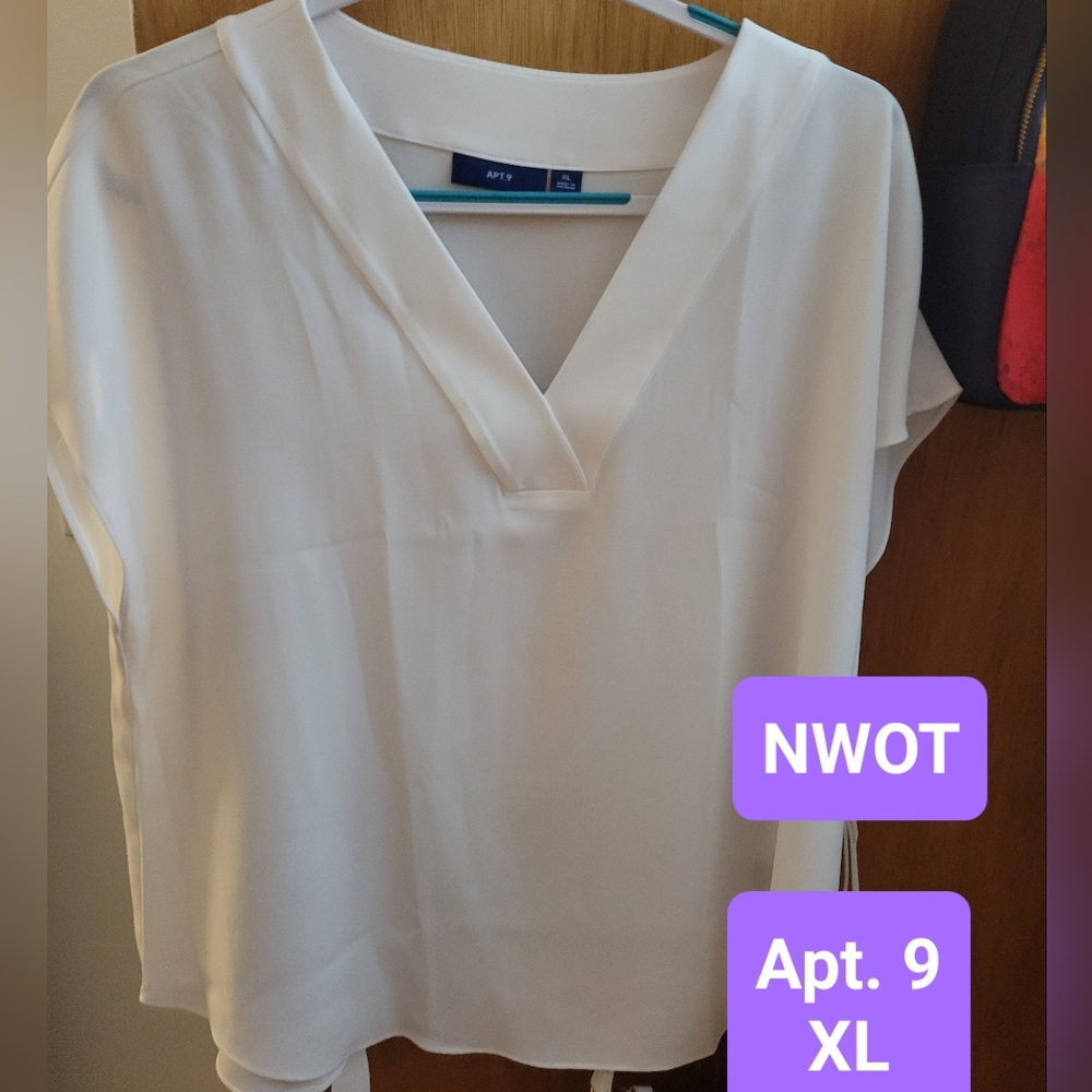 Apt. 9 White Blouse